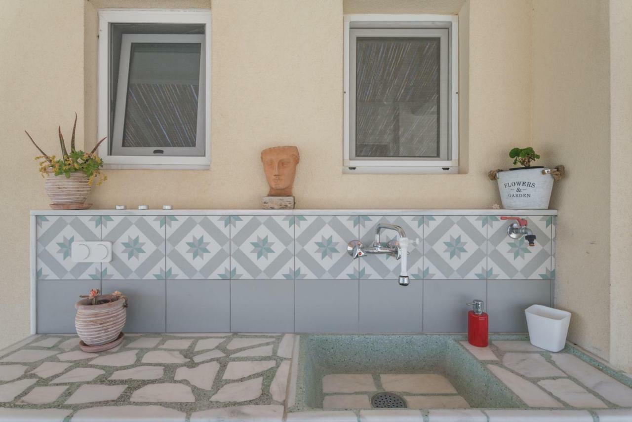 Seafront Penthouse Leo Apartment Kalamata Exterior photo