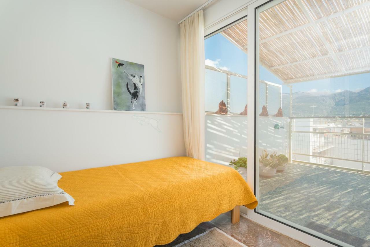 Seafront Penthouse Leo Apartment Kalamata Exterior photo